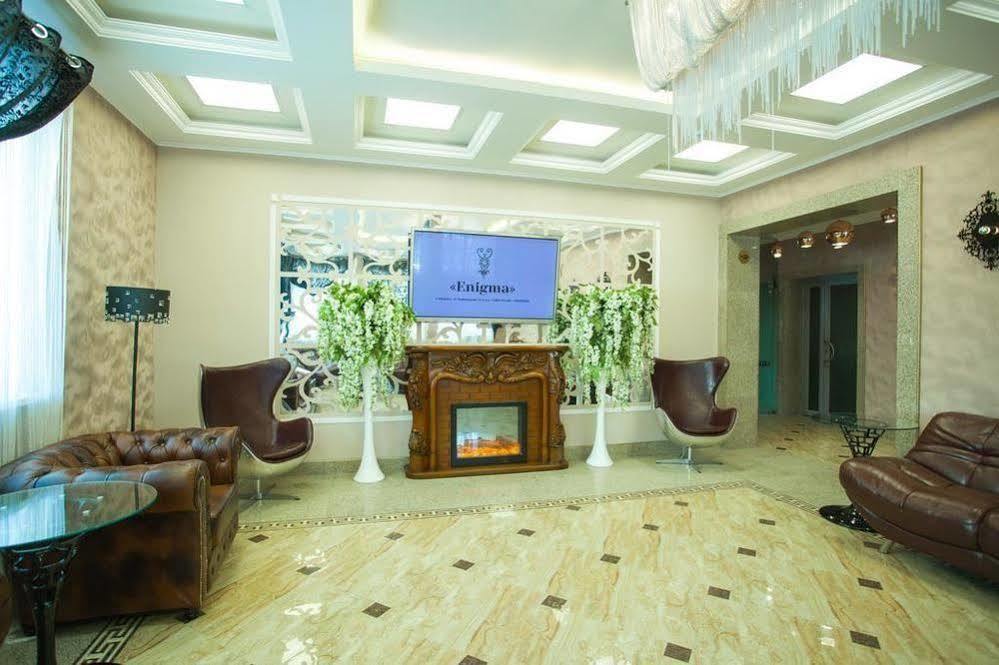 Hotel Enigma Khabarovsk Extérieur photo